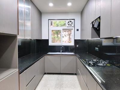 Kitchen Image of 2190 Sq.ft 3 BHK Builder Floor for sale in Paramount Low Rise Floors South City 2, Sector 49 Gurgaon for Rs. 29300000