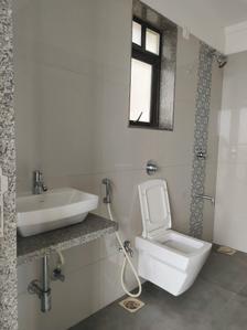 Common Bathroom Image of 1250 Sq.ft 2 BHK Apartment / Flat for sale in Neminath Luxeria, Andheri West Mumbai for Rs. 23000000