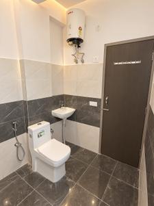 Bathroom Image of 1200 Sq.ft 1 RK Studio for rent in Sector 13 Gurgaon for Rs. 15000