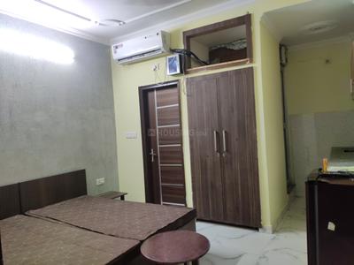 1 RK Studio