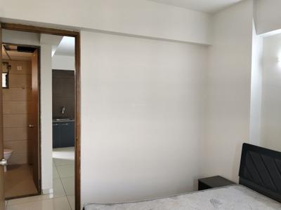 Bedroom Image of 3500 Sq.ft 3 BHK Apartment / Flat for rent in Rudra Keshav Skyline, Chandkheda Ahmedabad for Rs. 30000