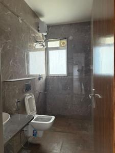 Bathroom Image of 2500 Sq.ft 4 BHK Apartment / Flat for sale in Pandit Dharmesh, Shivaji Nagar Pune for Rs. 46000000