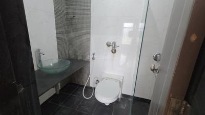 Image of 800 Sq.ft 2 BHK Apartment / Flat for rent in Ekta Meadows, Borivali East, Mumbai for Rs. 55000