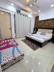Bedroom Image of 2250 Sq.ft 3 BHK Builder Floor for sale in Canal Road Dehradun for Rs. 16500000