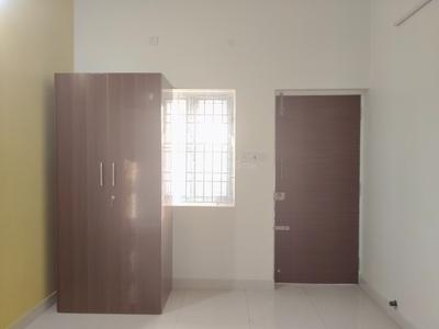 Bedroom Image of 1300 Sq.ft 3 BHK Apartment / Flat for rent in Choolaimedu Chennai for Rs. 40000