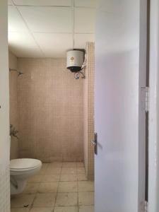 Common Bathroom Image of 1350 Sq.ft 3 BHK Apartment / Flat for sale in Jaypee Kosmos, Sector 134 Noida for Rs. 11600000
