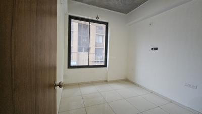 Bedroom Image of 1750 Sq.ft 3 BHK Apartment / Flat for sale in Reflection, Shela Ahmedabad for Rs. 8600000