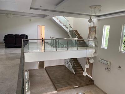 Kitchen Image of 6500 Sq.ft 5 BHK Independent House for rent in Panaiyur, Sholinganallur Chennai for Rs. 280000