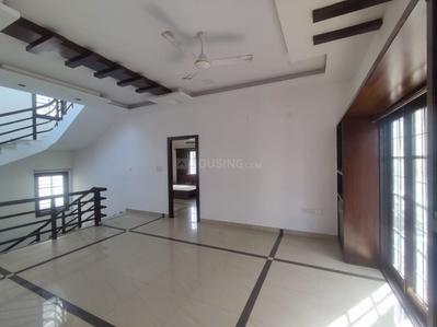 Hall Image of 4000 Sq.ft 4 BHK Villa for rent in Vasudeva Lalitha Bloomfield, Khaja Guda Hyderabad for Rs. 100000