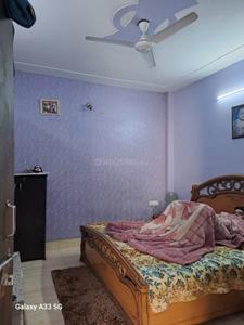 Bedroom Image of 950 Sq.ft 3 BHK Builder Floor for sale in Pitampura New Delhi for Rs. 7500000