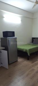 Bedroom Image of 400 Sq.ft 1 RK Apartment / Flat for rent in Domlur Layout Bengaluru for Rs. 23000