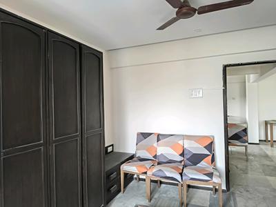 Bedroom Image of 792 Sq.ft 2 BHK Apartment / Flat for sale in Aishwarya Apartment, Santacruz East Mumbai for Rs. 21000000