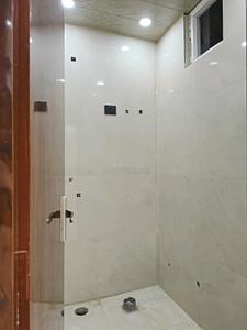 Common Bathroom Image of 850 Sq.ft 2 BHK Builder Floor for sale in Indirapuram Ghaziabad for Rs. 7800000