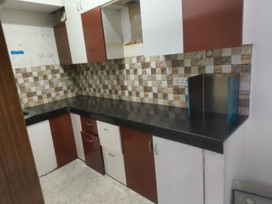 Kitchen Image of 1100 Sq.ft 2 BHK Apartment / Flat for rent in Sector 43 Noida for Rs. 35000