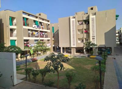 Image of 1245 Sq.ft 2 BHK Apartment / Flat for rent in Devnandan Parisar, Adalaj, Gandhinagar for Rs. 12000