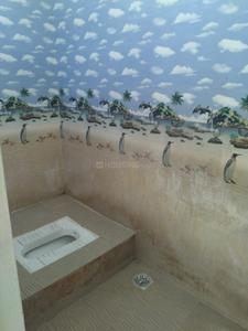 Bathroom Image of 600 Sq.ft 2 BHK Independent House for rent in Korattur Chennai for Rs. 15000