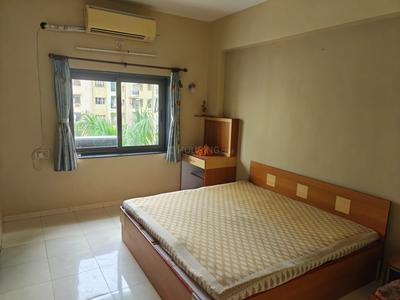 Bedroom Image of 1500 Sq.ft 2 BHK Builder Floor for rent in Ghatlodiya Ahmedabad for Rs. 19000