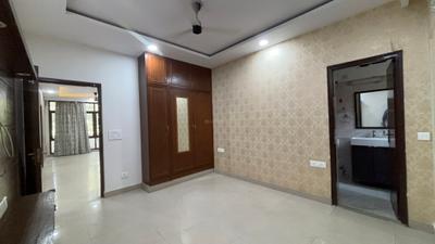 Bedroom Image of 2950 Sq.ft 3 BHK Builder Floor for sale in Palm Ardee City, Sector 52 Gurgaon for Rs. 22500000