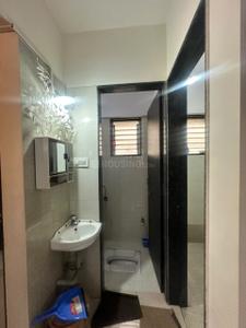 Bathroom Image of 1000 Sq.ft 2 BHK Apartment / Flat for rent in Parijat Nagar Nashik for Rs. 25000