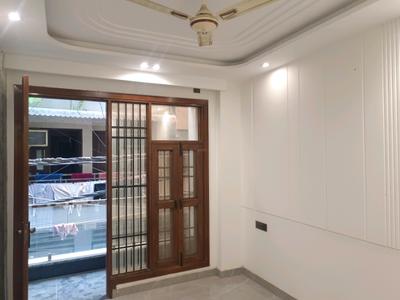 Bedroom Image of 900 Sq.ft 3 BHK Builder Floor for sale in Mahavir Enclave New Delhi for Rs. 9000000