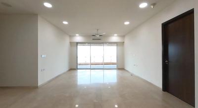 Hall Image of 2200 Sq.ft 3 BHK Apartment / Flat for rent in Lokhandwala Minerva, Worli Mumbai for Rs. 375000
