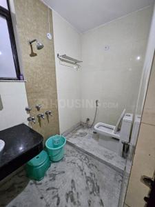 Bathroom Image of 666 Sq.ft 1 BHK Independent House for rent in Sector 7 Gurgaon for Rs. 14000