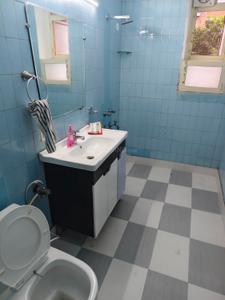 Image of 1800 Sq.ft 3 BHK Apartment / Flat for rent in Patparganj, New Delhi for Rs. 50000