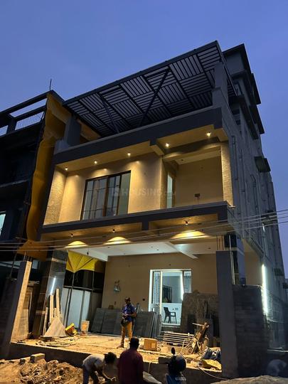 S A REAL ESTATE Main Image 1