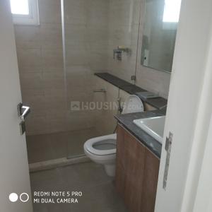 Bathroom Image of 1500 Sq.ft 3 BHK Apartment / Flat for sale in DLF The Primus, Sector 82A Gurgaon for Rs. 28400000