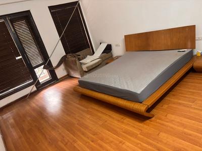 Bedroom Image of 1600 Sq.ft 3.5 BHK Apartment / Flat for sale in  Shivalik Appartment, Alaknanda New Delhi for Rs. 31000000