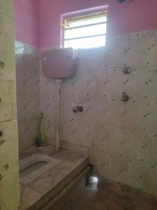 Common Bathroom Image of 720 Sq.ft 2 BHK Builder Floor for sale in Baguiati Kolkata for Rs. 1850000
