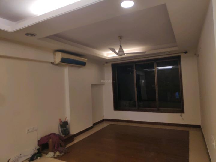 Living Room Image of 1200 Sq.ft 3 BHK Apartment / Flat for sale in Sea Lord, Cuffe Parade Mumbai for Rs. 65000000