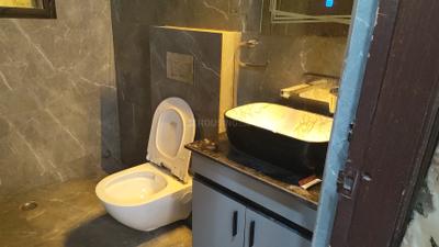Image of 1950 Sq.ft 3 BHK Apartment / Flat for rent in Bhawalpur Apartment, Sector 6 Dwarka, New Delhi for Rs. 48000