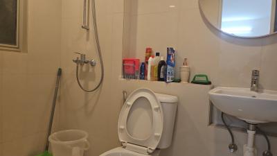 Bathroom Image of 655 Sq.ft 1 BHK Apartment / Flat for rent in Hiranandani Glen Classic, Devinagar Bengaluru for Rs. 40000