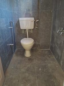 Bathroom Image of 950 Sq.ft 2 BHK Apartment / Flat for rent in Jubilee Orchids, Moosarambagh Hyderabad for Rs. 17000