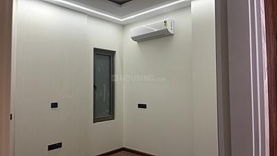Bedroom Image of 4896 Sq.ft 4 BHK Builder Floor for sale in Model Town New Delhi for Rs. 75000000