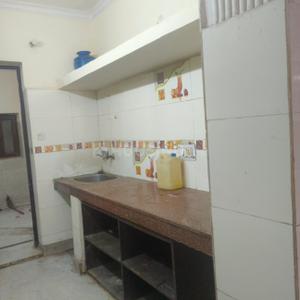 Kitchen Image of 720 Sq.ft 2 BHK Builder Floor for rent in Mukherjee Nagar New Delhi for Rs. 20000