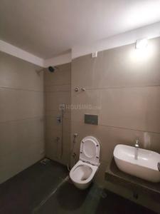Bathroom Image of 2335 Sq.ft 3 BHK Apartment / Flat for rent in Shivalik Green View, Shantigram Ahmedabad for Rs. 46000