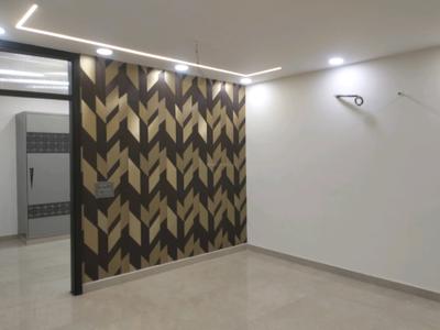 Living Room Image of 1050 Sq.ft 3 BHK Apartment / Flat for sale in Shalimar Bagh New Delhi for Rs. 16500000