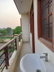 Balcony Image of 1600 Sq.ft 4 BHK Independent House for rent in Karaundi Varanasi for Rs. 20000