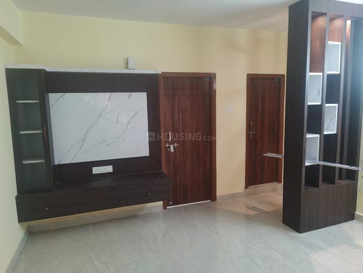 Real avenue properties Bedroom 1