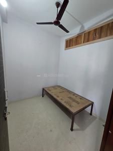Bedroom Image of 900 Sq.ft 2 BHK Apartment / Flat for rent in Radhakishan Pura Sikar for Rs. 8000