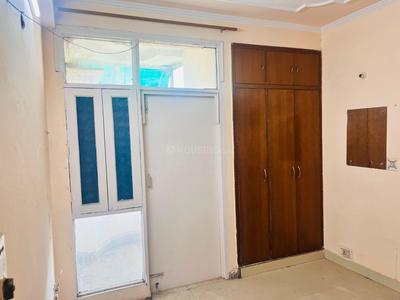 Bedroom Image of 1750 Sq.ft 3 BHK Apartment / Flat for sale in Varun Apartments, Sector 62 Noida for Rs. 20000000