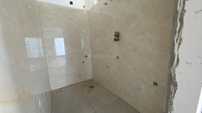Bathroom Image of 600 Sq.ft 1 BHK Independent House for rent in Singasandra Bengaluru for Rs. 26000