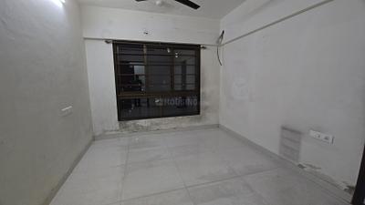 Bedroom Image of 690 Sq.ft 2 BHK Apartment / Flat for sale in The Atmosphere Phase 1, Mulund West Mumbai for Rs. 19900000