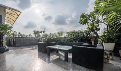 Balcony Image of 2900 Sq.ft 4.5 BHK Duplex for sale in New Friends Colony New Delhi for Rs. 102500000