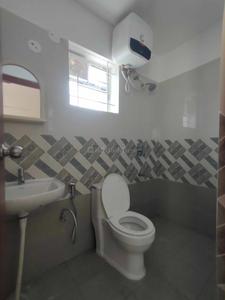 Bathroom Image of 600 Sq.ft 1 BHK Apartment / Flat for rent in Halasuru Bengaluru for Rs. 32000