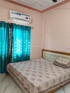 Bedroom Image of 1600 Sq.ft 2 BHK Builder Floor for rent in GMS Road Dehradun for Rs. 26000