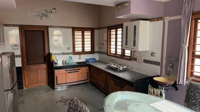 Kitchen Image of 4500 Sq.ft 5 BHK Villa for sale in Thaltej Ahmedabad for Rs. 75000000