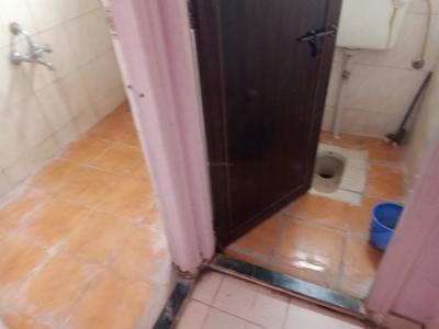 Bathroom Image of 1300 Sq.ft 3 BHK Apartment / Flat for rent in Khushbu Soham Residency A Wing, Pimple Gurav Pune for Rs. 30000